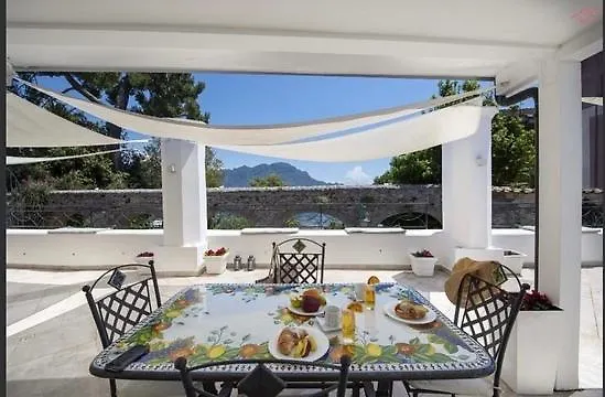 別荘 Vingius ラヴェッロ